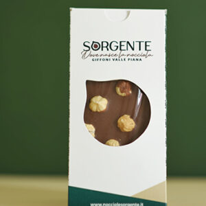 barretta Sorgente con cioccolato e nocciole intere